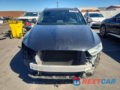 Piąte zdjęcie samochodu w środku: 2017 AUDI Q3 PREMIUM VIN:WA1BCCFS9HR007136 - miniatura