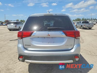 Zdjęcie 6 z 14 samochodu: 2017 MITSUBISHI OUTLANDER ES VIN:JA4AZ2A37HZ015370 - miniatura