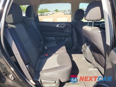 Zdjęcie 11 z 13 samochodu: 2017 NISSAN PATHFINDER SV VIN:5N1DR2MN8HC906220 - miniatura