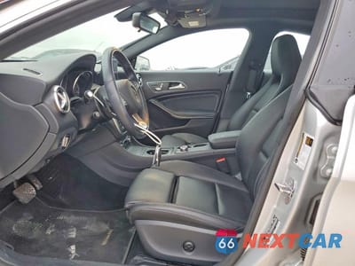 Zdjęcie 7 z 13 samochodu: 2019 MERCEDES-BENZ CLA 250 4MATIC VIN:WDDSJ4GB0KN722567 - miniatura