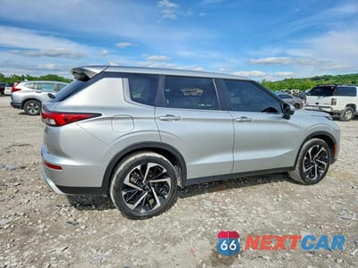Trzecie zdjęcie samochodu z tyłu: 2024 MITSUBISHI OUTLANDER SE VIN:JA4J3VA86RZ014243 - miniatura
