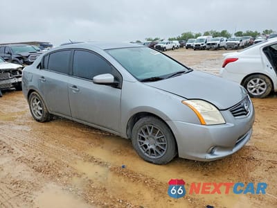 Czwarte zdjęcie samochodu z boku: 2010 NISSAN SENTRA 2.0 VIN:3N1AB6AP7AL703809 - miniatura