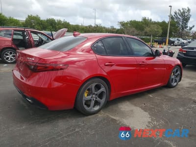 Trzecie zdjęcie samochodu z tyłu: 2019 ALFA ROMEO GIULIA VIN:ZARFAMAN4K7599798 - miniatura