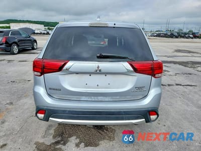 Zdjęcie 6 z 12 samochodu: 2017 MITSUBISHI OUTLANDER ES VIN:JA4AZ2A37HZ039362 - miniatura