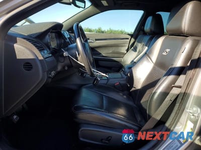 Zdjęcie 7 z 13 samochodu: 2018 CHRYSLER 300 S VIN:2C3CCABG5JH137246 - miniatura