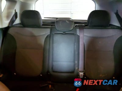 Zdjęcie 10 z 13 samochodu: 2018 KIA SOUL + VIN:KNDJP3A59J7902960 - miniatura