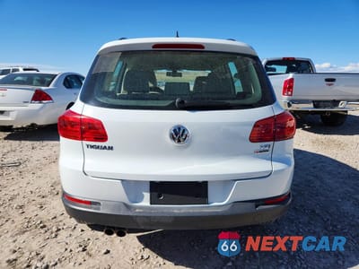 Zdjęcie 6 z 12 samochodu: 2016 VOLKSWAGEN TIGUAN S VIN:WVGBV7AX6GW593915 - miniatura