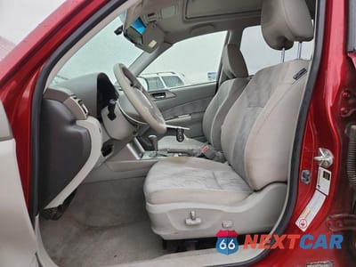 Zdjęcie 7 z 13 samochodu: 2010 SUBARU FORESTER 2.5X PREMIUM VIN:JF2SH6CC7AH759243 - miniatura