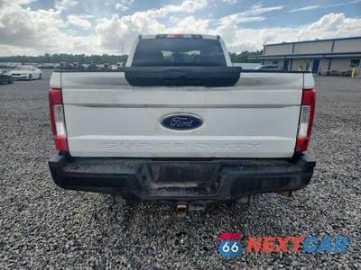 Zdjęcie 6 z 11 samochodu: 2018 FORD F250 SUPER DUTY VIN:1FT7W2A65JEC09976 - miniatura