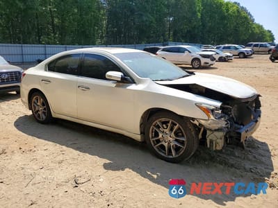 Czwarte zdjęcie samochodu z boku: 2010 NISSAN MAXIMA 3.5 S VIN:1N4AA5AP1AC834407 - miniatura