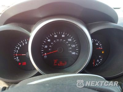 Zdjęcie 9 z 12 samochodu: 2013 KIA SOUL + VIN:KNDJT2A6XD7586990 - miniatura