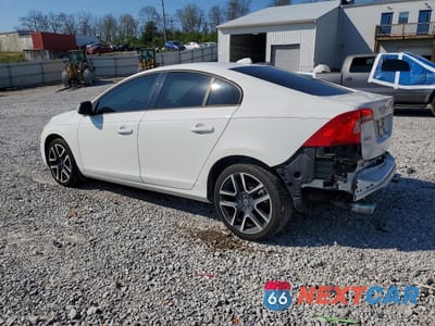 Drugie zdjęcie samochodu z przodu: 2017 VOLVO S60 VIN:YV126MFL0H2434512 - miniatura