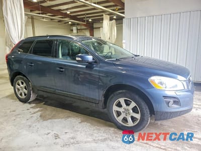 Czwarte zdjęcie samochodu z boku: 2010 VOLVO XC60 3.2 VIN:YV4960DZ1A2103588 - miniatura