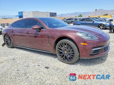 Czwarte zdjęcie samochodu z boku: 2018 PORSCHE PANAMERA 4S EXECUTIVE VIN:WP0BB2A7XJL165130 - miniatura