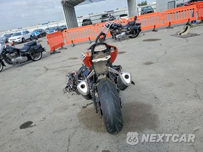 Czwarte zdjęcie samochodu z boku: 2007 SUZUKI GSX-R1000 VIN:JS1GT77A972110499 - miniatura