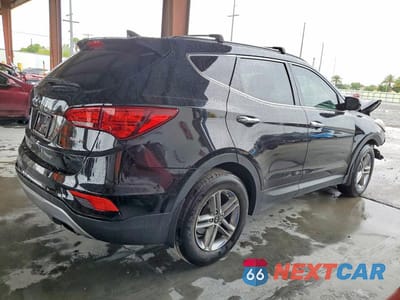 Trzecie zdjęcie samochodu z tyłu: 2017 HYUNDAI SANTA FE SPORT 2.4L VIN:5NMZU3LB4HH048686 - miniatura