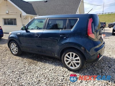 Drugie zdjęcie samochodu z przodu: 2018 KIA SOUL + VIN:KNDJP3A53J7603657 - miniatura