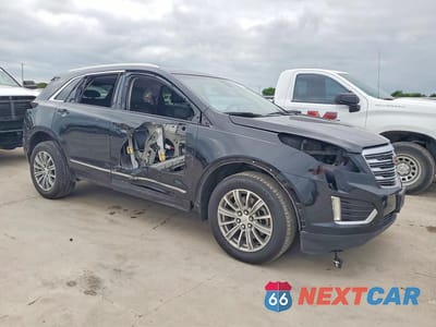 Czwarte zdjęcie samochodu z boku: 2018 CADILLAC XT5 LUXURY VIN:1GYKNCRS2JZ163255 - miniatura