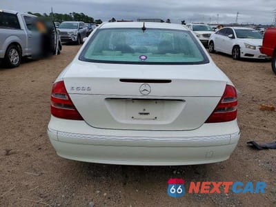 Zdjęcie 6 z 13 samochodu: 2004 MERCEDES-BENZ E 500 VIN:WDBUF70J24A488643 - miniatura