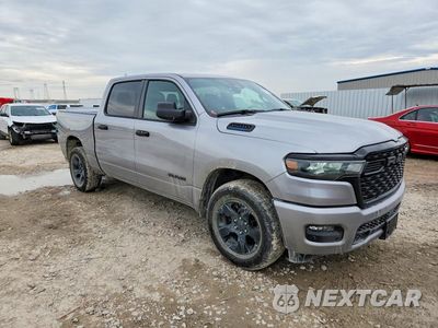 Czwarte zdjęcie samochodu z boku: 2025 RAM 1500 TRADESMAN VIN:1C6RREGG1SN717792 - miniatura
