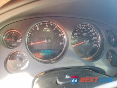 Zdjęcie 9 z 11 samochodu: 2007 CHEVROLET SUBURBAN K1500 VIN:3GNFK16307G237399 - miniatura