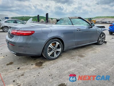 Trzecie zdjęcie samochodu z tyłu: 2018 MERCEDES-BENZ E 400 VIN:WDD1K6FB4JF035414 - miniatura