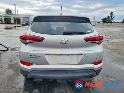 Zdjęcie 6 z 12 samochodu: 2018 HYUNDAI TUCSON SE VIN:KM8J23A44JU671873 - miniatura