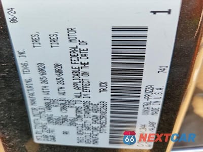 Zdjęcie 12 z 12 samochodu: 2024 TOYOTA TUNDRA 1794 EDITION VIN:5TFMA5EC5RX032669 - miniatura