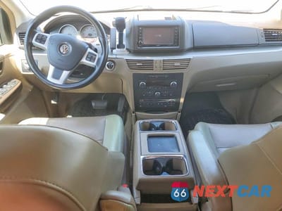 Zdjęcie 8 z 13 samochodu: 2012 VOLKSWAGEN ROUTAN SEL VIN:2C4RVACG3CR293605 - miniatura