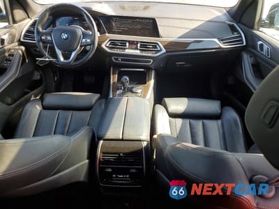Zdjęcie 8 z 12 samochodu: 2021 BMW X5 XDRIVE45E VIN:5UXTA6C02M9H94463 - miniatura