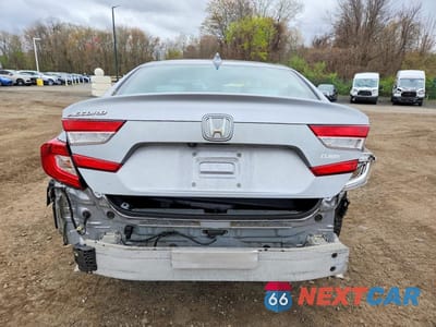 Zdjęcie 6 z 12 samochodu: 2018 HONDA ACCORD EX VIN:1HGCV1F44JA263930 - miniatura