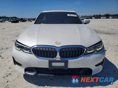 Piąte zdjęcie samochodu w środku: 2019 BMW 330I VIN:WBA5R1C55KAJ99257 - miniatura