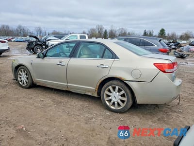 Drugie zdjęcie samochodu z przodu: 2010 LINCOLN MKZ VIN:3LNHL2GC4AR647553 - miniatura