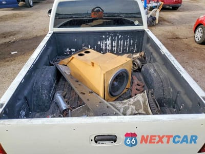 Zdjęcie 10 z 12 samochodu: 2003 GMC NEW SIERRA C1500 VIN:1GTEC14X73Z180779 - miniatura