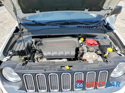Zdjęcie 12 z 13 samochodu: 2018 JEEP RENEGADE SPORT VIN:ZACCJBAB2JPH01723 - miniatura