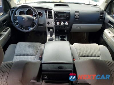 Zdjęcie 8 z 11 samochodu: 2008 TOYOTA TUNDRA SR5 VIN:5TFBT54198X010416 - miniatura