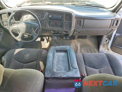 Zdjęcie 8 z 12 samochodu: 2003 CHEVROLET SILVERADO C1500 VIN:2GCEC19V931314451 - miniatura