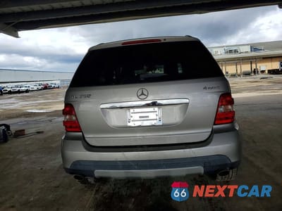 Zdjęcie 6 z 12 samochodu: 2007 MERCEDES-BENZ ML 350 VIN:4JGBB86E67A268376 - miniatura