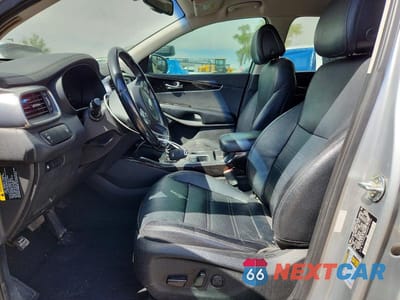 Zdjęcie 7 z 13 samochodu: 2016 KIA SORENTO EX VIN:5XYPH4A55GG072759 - miniatura