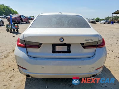 Zdjęcie 6 z 12 samochodu: 2025 BMW 330I VIN:3MW69CW02S8F18075 - miniatura