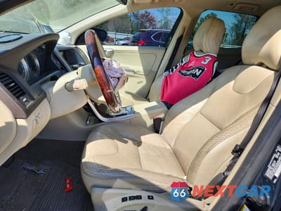 Zdjęcie 7 z 13 samochodu: 2012 VOLVO XC60 3.2 VIN:YV4952DZ4C2300336 - miniatura
