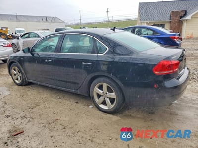 Drugie zdjęcie samochodu z przodu: 2015 VOLKSWAGEN PASSAT S VIN:1VWAS7A33FC116328 - miniatura