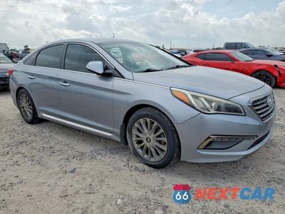 Czwarte zdjęcie samochodu z boku: 2015 HYUNDAI SONATA LIMITED VIN:5NPE34AF6FH202182 - miniatura