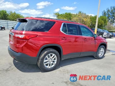 Trzecie zdjęcie samochodu z tyłu: 2021 CHEVROLET TRAVERSE LT VIN:1GNERGKW0MJ189634 - miniatura