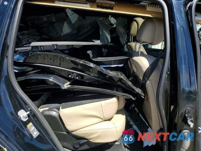 Zdjęcie 11 z 13 samochodu: 2016 MERCEDES-BENZ GL 550 4MATIC VIN:4JGDF7DE4GA642297 - miniatura