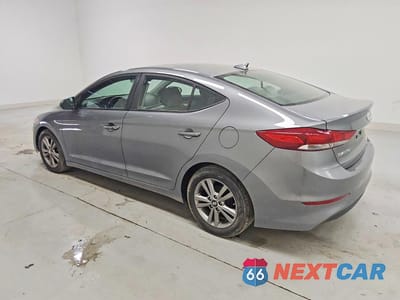 Drugie zdjęcie samochodu z przodu: 2017 HYUNDAI ELANTRA SE VIN:KMHD84LF6HU154441 - miniatura
