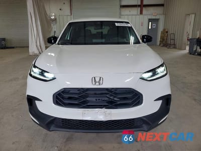 Piąte zdjęcie samochodu w środku: 2023 HONDA HR-V SPORT VIN:3CZRZ2H51PM713497 - miniatura