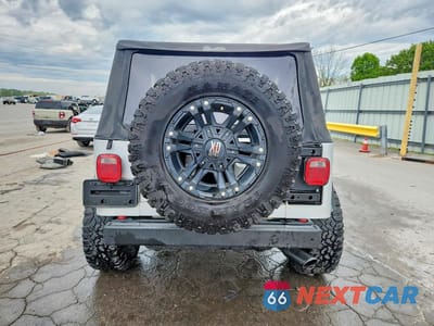 Zdjęcie 6 z 12 samochodu: 2004 JEEP WRANGLER / TJ SE VIN:1J4FA29194P724713 - miniatura