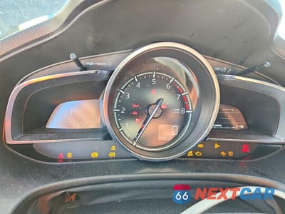 Zdjęcie 9 z 13 samochodu: 2018 MAZDA 3 GRAND TOURING VIN:3MZBN1W31JM271565 - miniatura