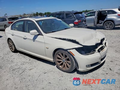 Czwarte zdjęcie samochodu z boku: 2011 BMW 328 I VIN:WBAPH7C52BE674385 - miniatura